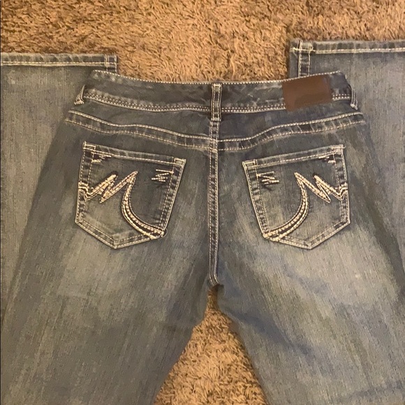 Maurices women’s jeans - Picture 3 of 3